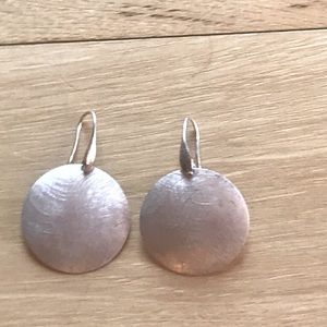 Sterling silver and 14kt Artisan earrings🌺